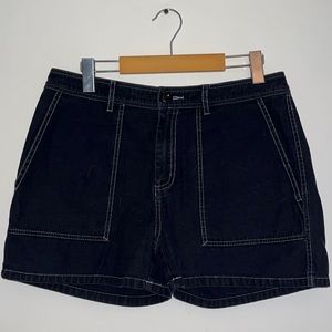 Aritzia Community Cargo Shorts